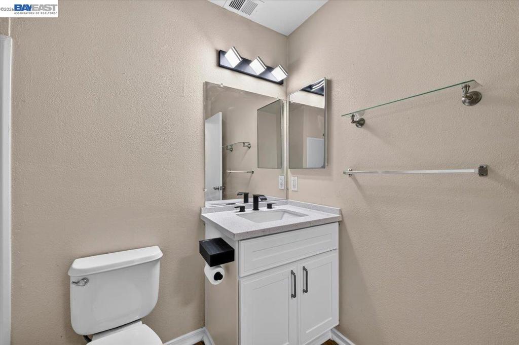 2650 Colony Dr Property Photo 22