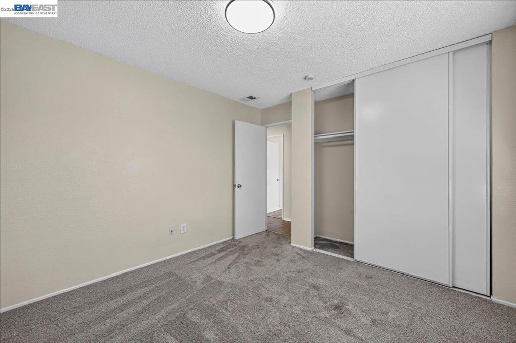 2650 Colony Dr Property Photo 26