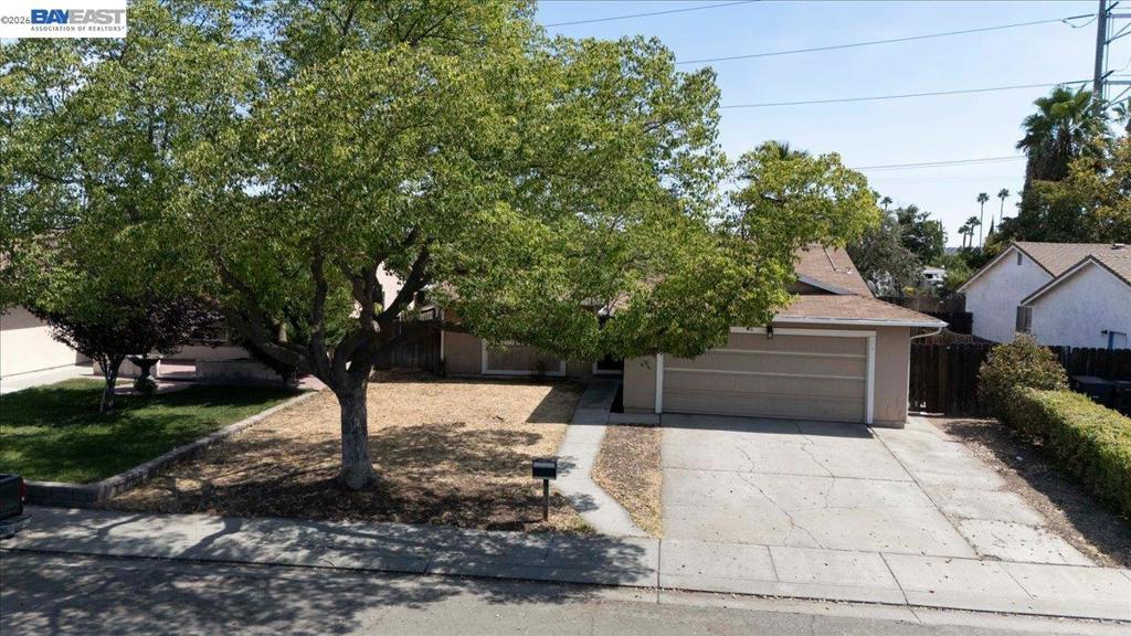 2650 Colony Dr Property Photo 43