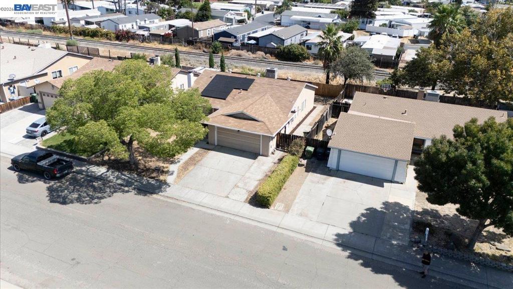 2650 Colony Dr Property Photo 55