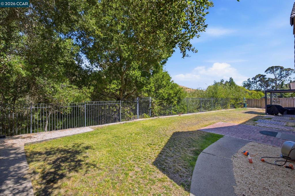 2420 Rushcreek Pl Property Photo 42