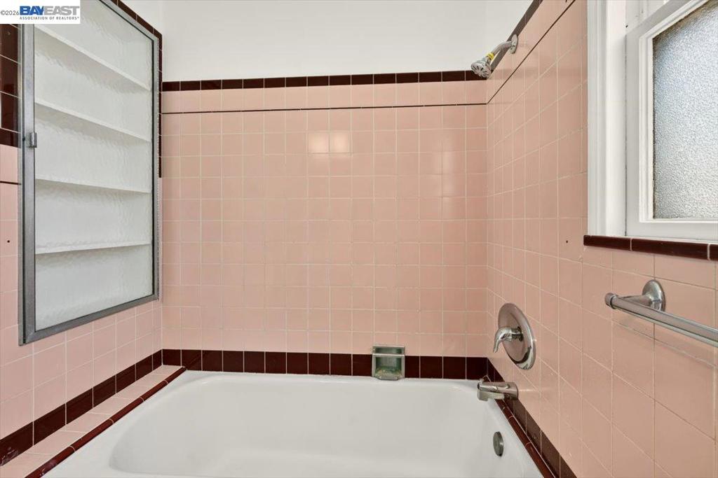 250 W Broadmoor Blvd Property Photo 25