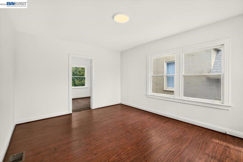 250 W Broadmoor Blvd Property Photo 26