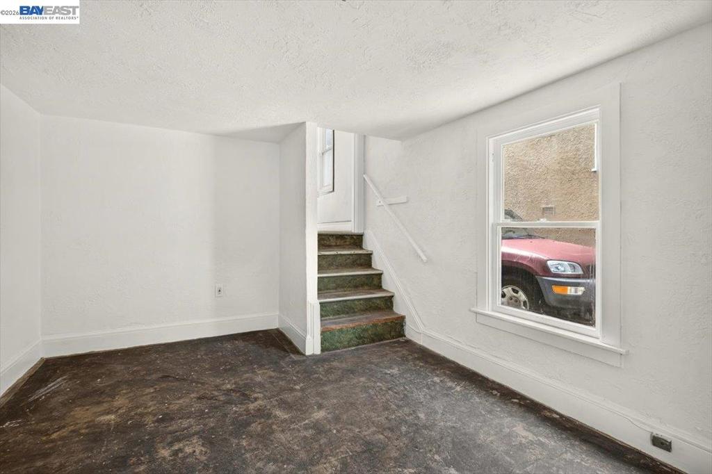 250 W Broadmoor Blvd Property Photo 41
