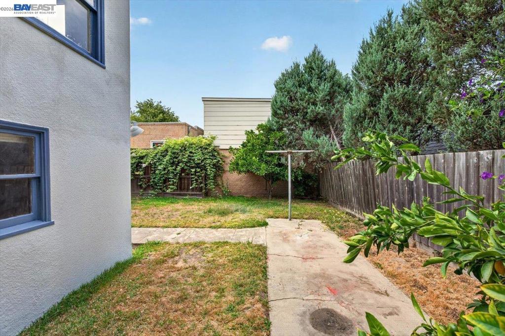 250 W Broadmoor Blvd Property Photo 54