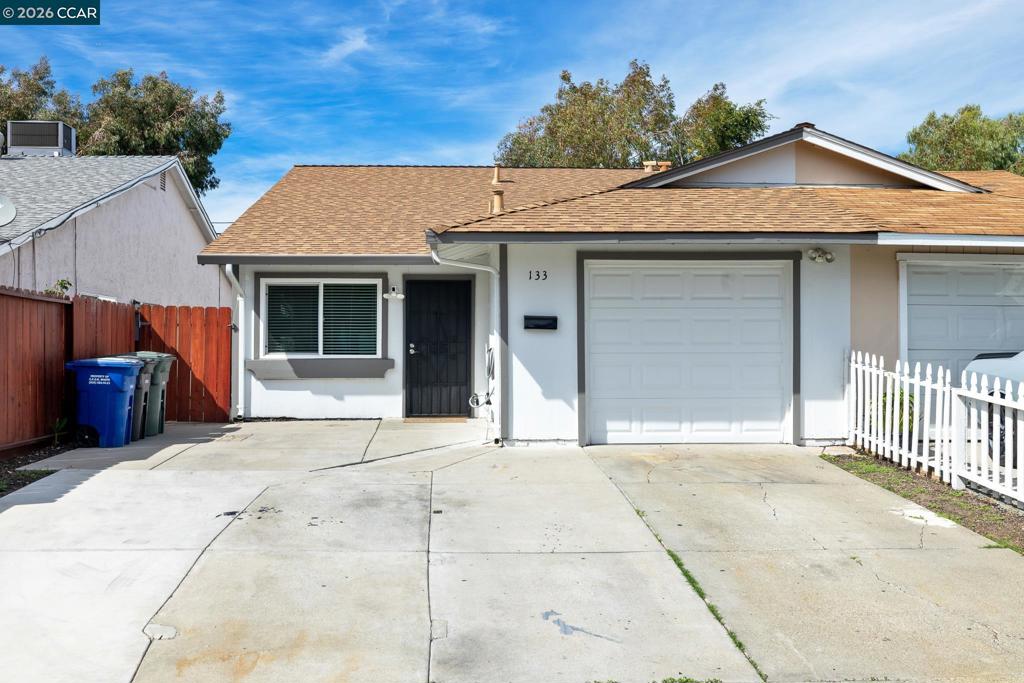 133 E Trident Property Photo 2