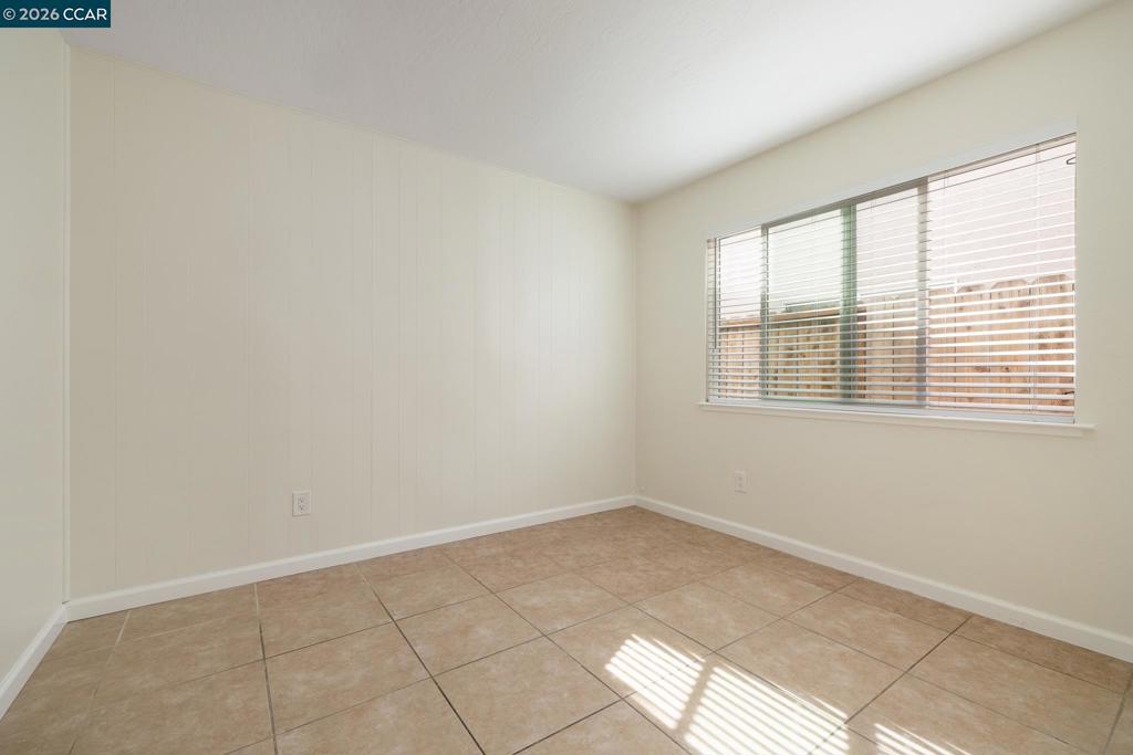 133 E Trident Property Photo 32