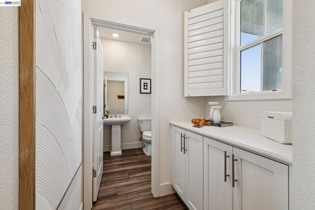 5389 Santini Ln Property Photo 24