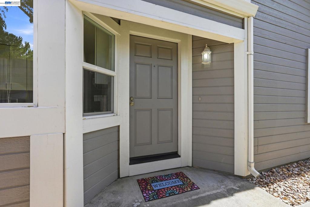 38109 Iris Court Property Photo 7