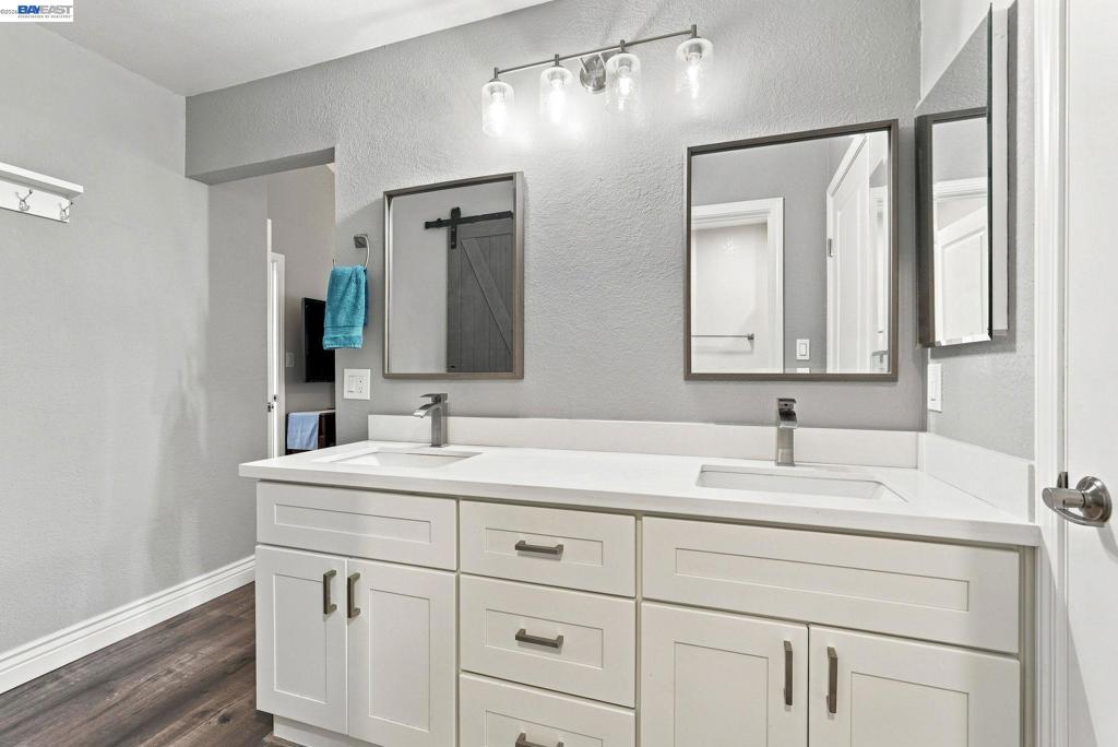 38109 Iris Court Property Photo 23