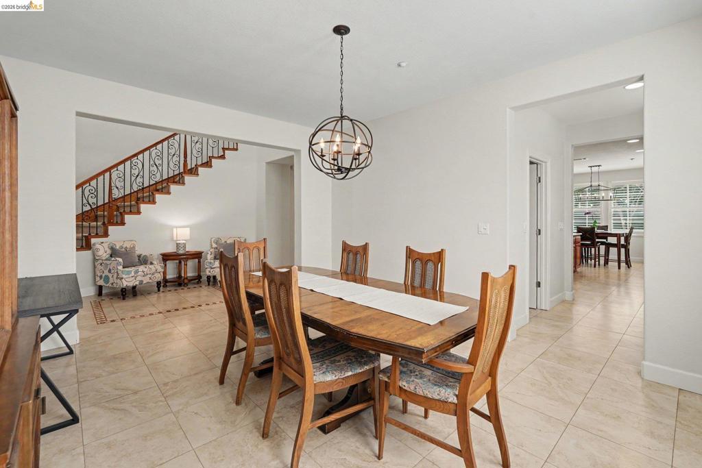 1276 Prominent Drive Property Photo 7