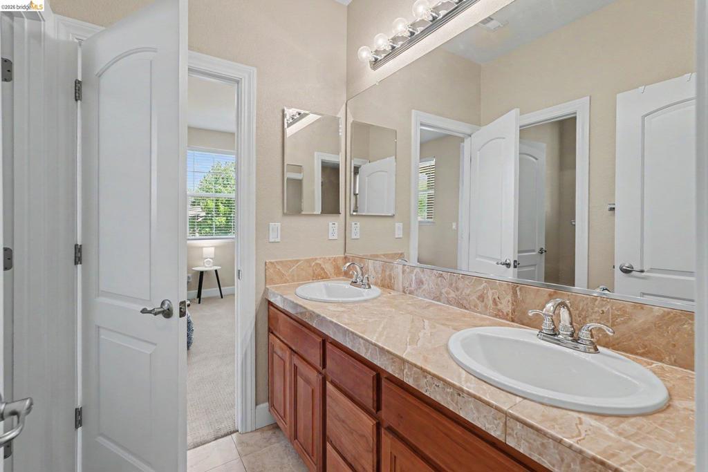 1276 Prominent Drive Property Photo 26