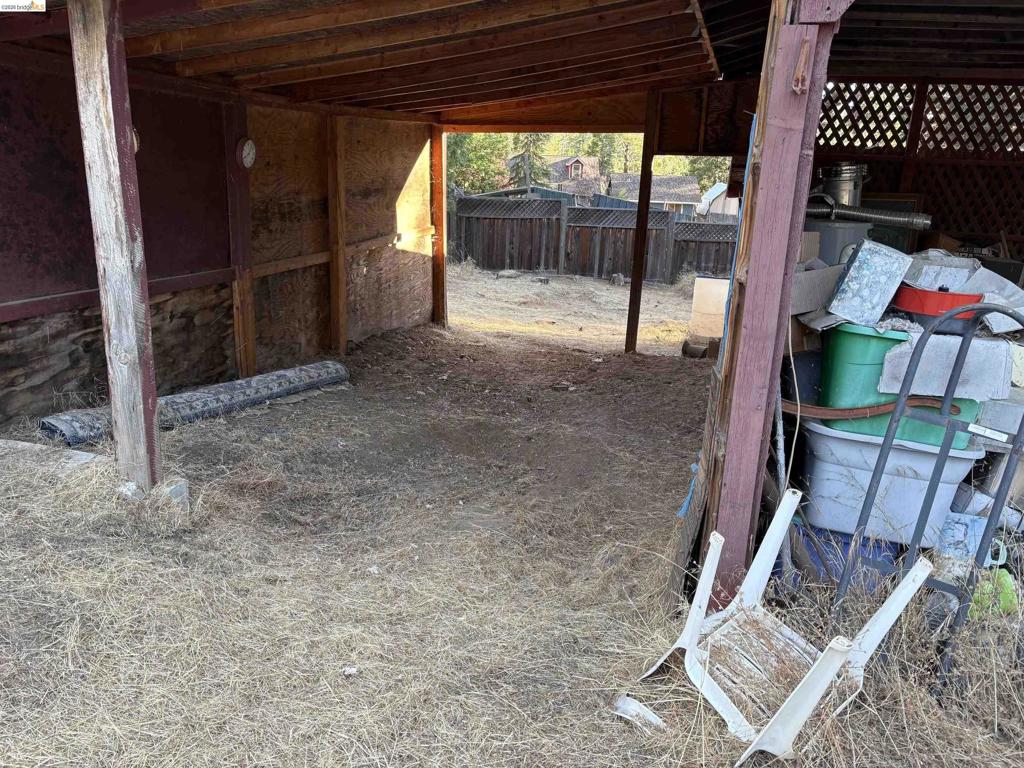 10162 Holtzel Road Property Photo 10