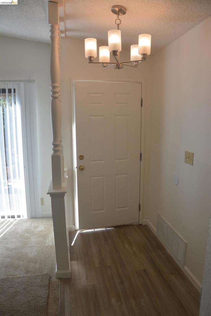 2522 Cathy Ct Property Photo 5