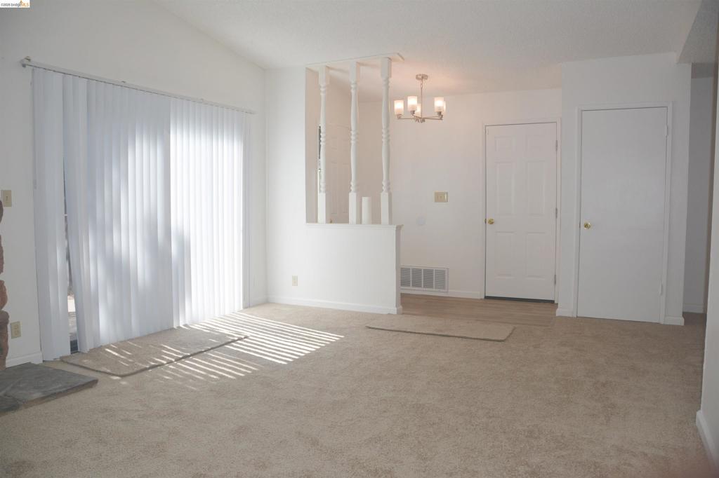 2522 Cathy Ct Property Photo 6