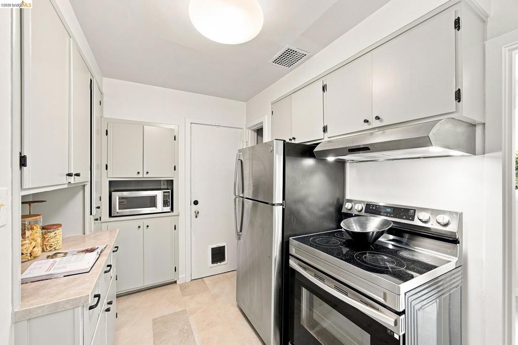 201 Beverly Ave Property Photo 11