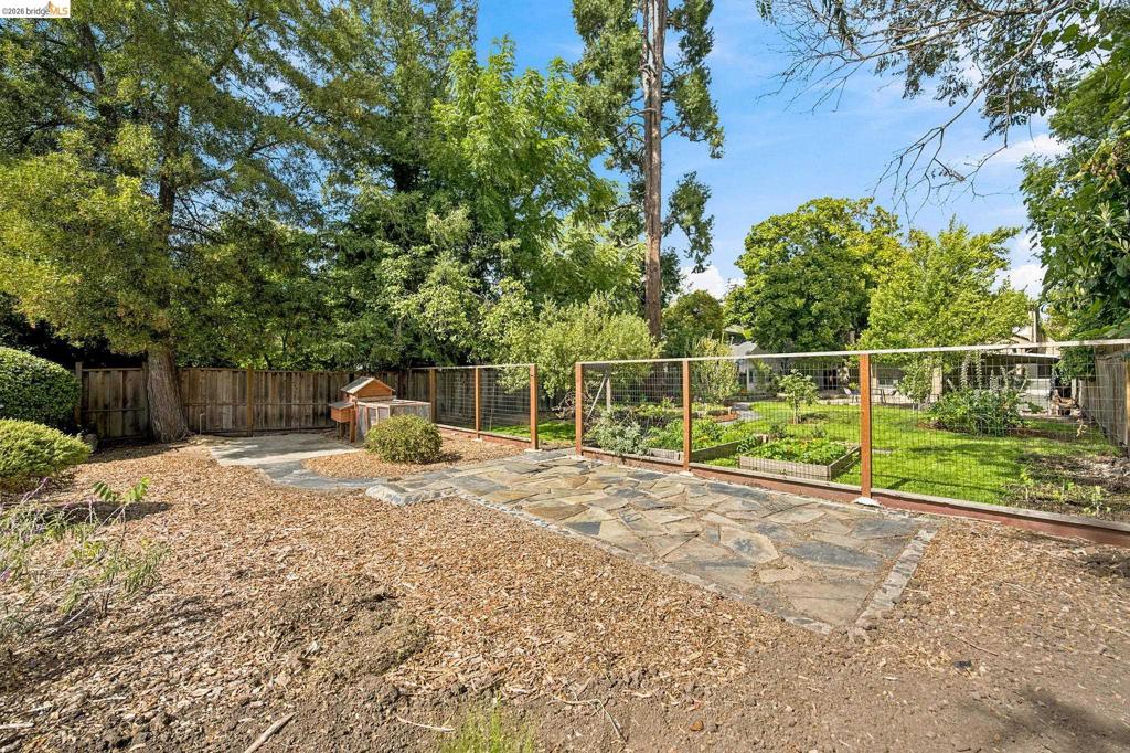 201 Beverly Ave Property Photo 55
