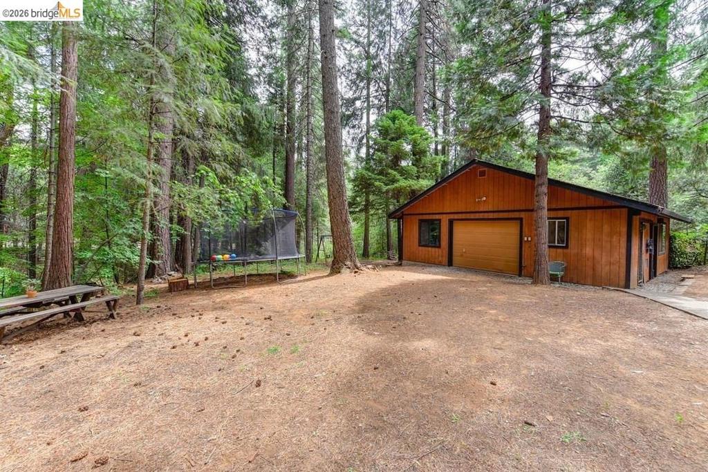 4589 Jenkinson Cir Property Photo 6