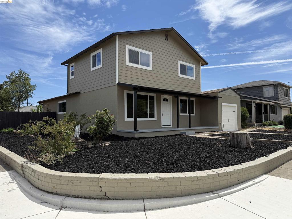 203 Rose Ann Ave