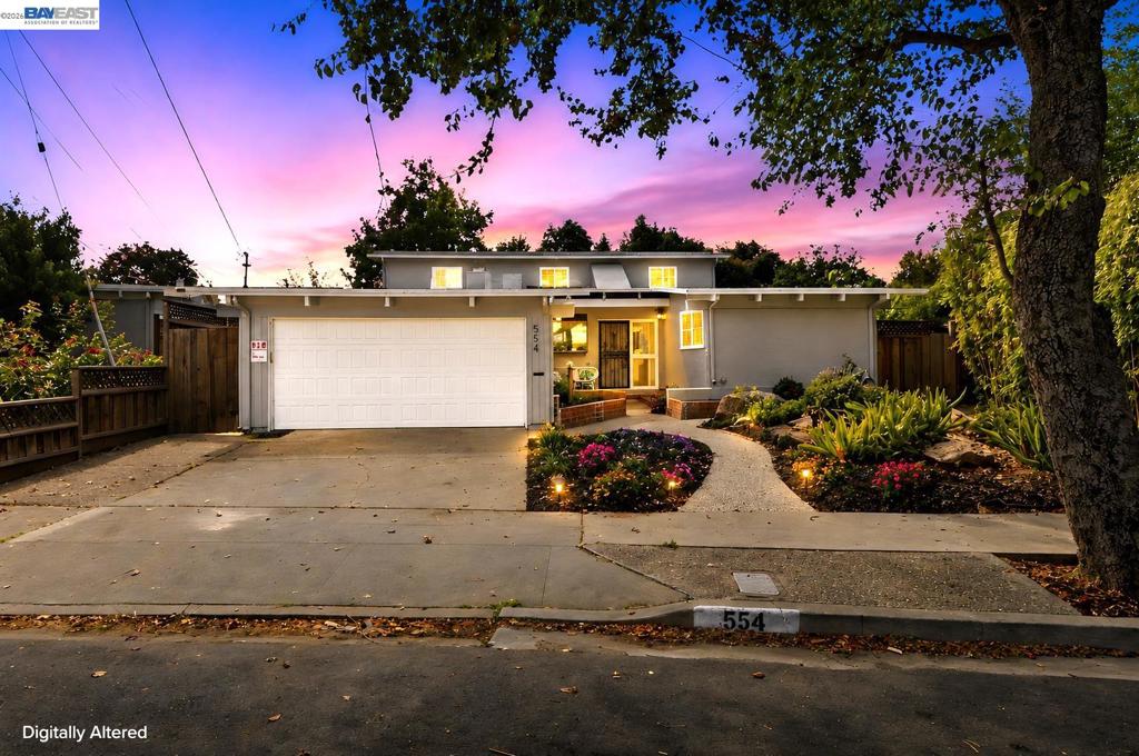 554 Beechmont Lane Property Photo 4