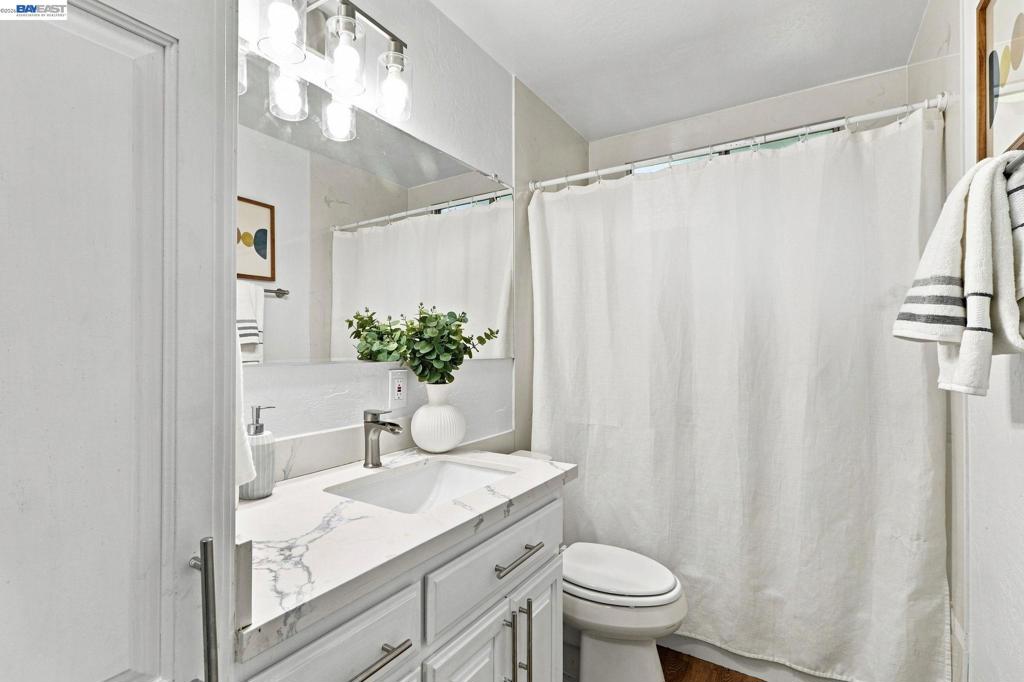 554 Beechmont Lane Property Photo 34