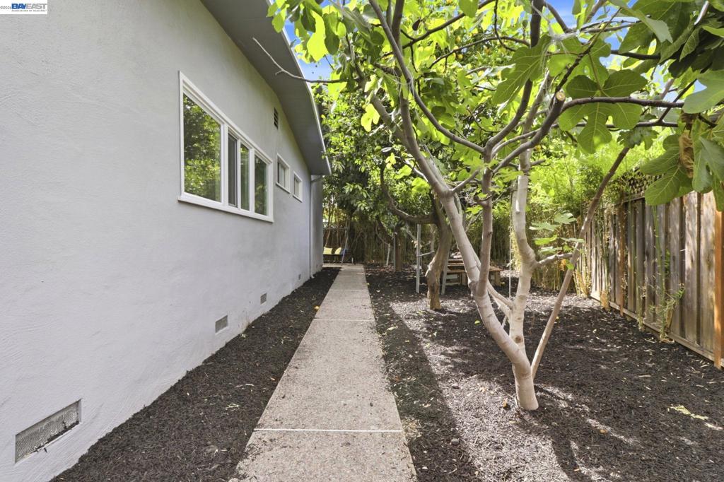 554 Beechmont Lane Property Photo 48