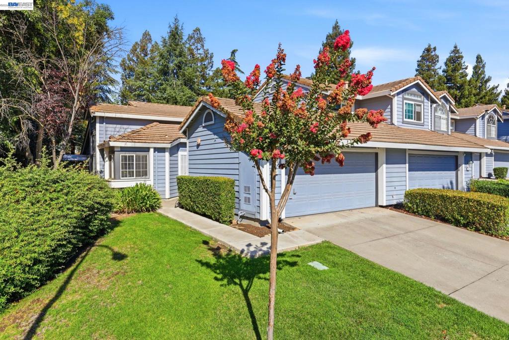 3897 Inverness Cmn Property Photo 1