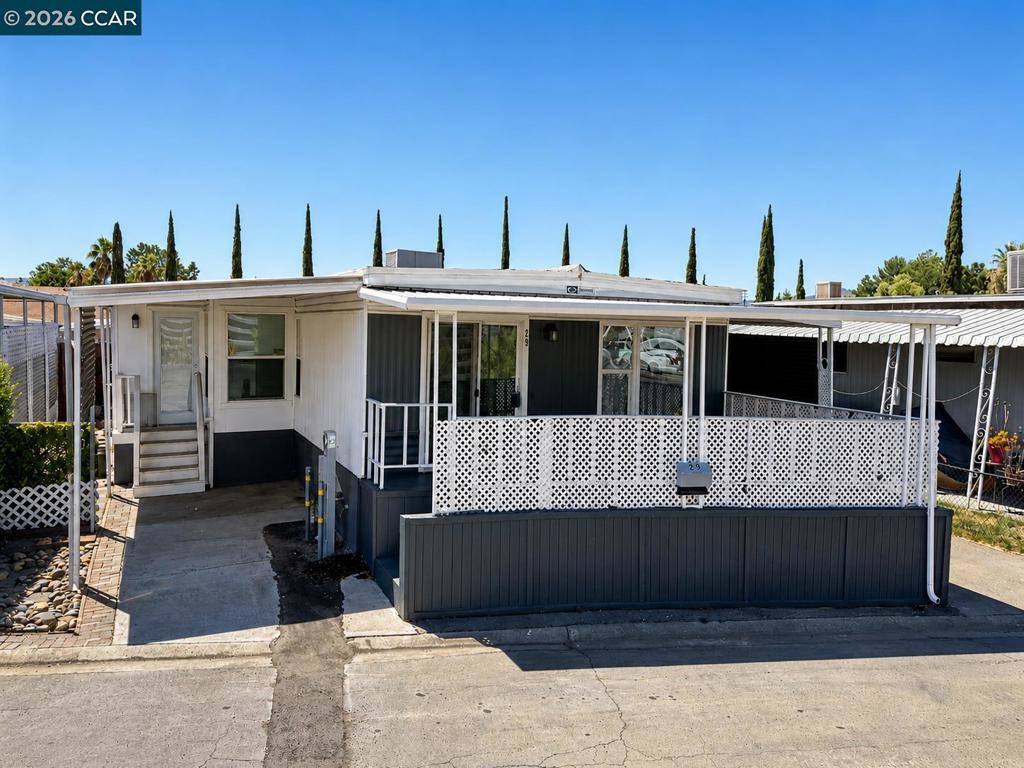 29 David Dr Property Photo 1