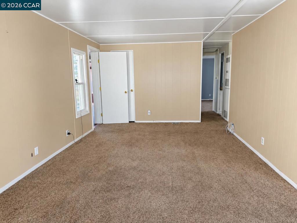 29 David Dr Property Photo 4
