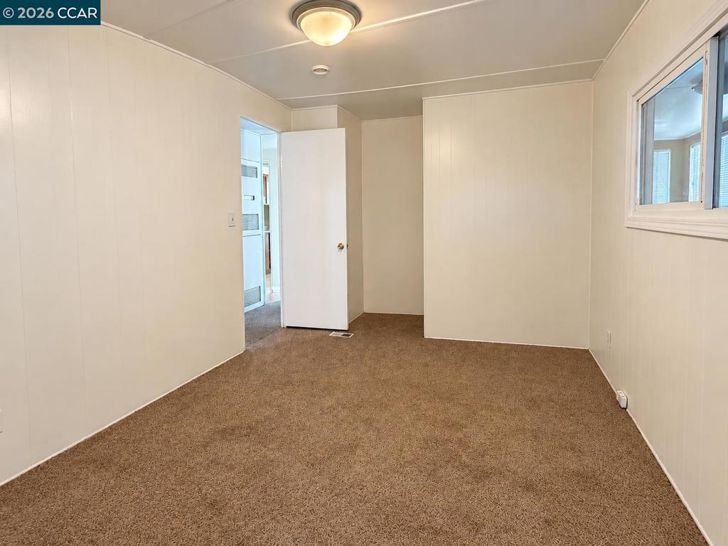 29 David Dr Property Photo 16