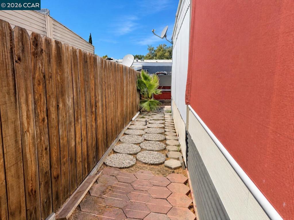 29 David Dr Property Photo 22