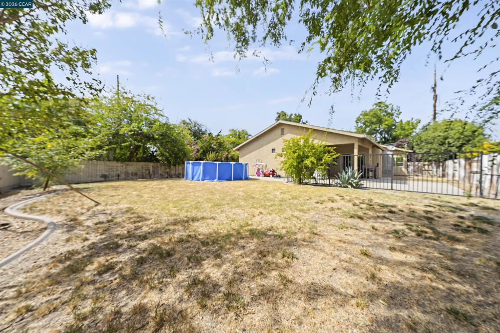700 Pinedale Ave Property Photo 38