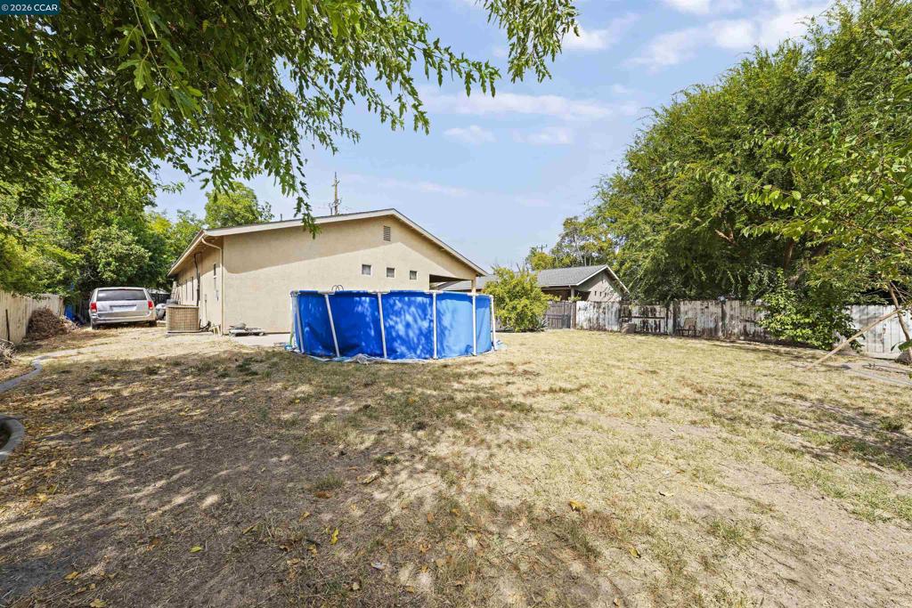 700 Pinedale Ave Property Photo 39