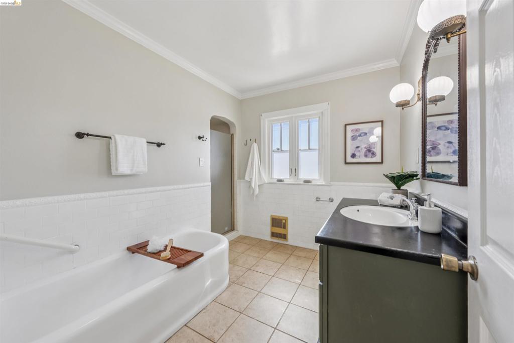 964 Estudillo Ave Property Photo 38