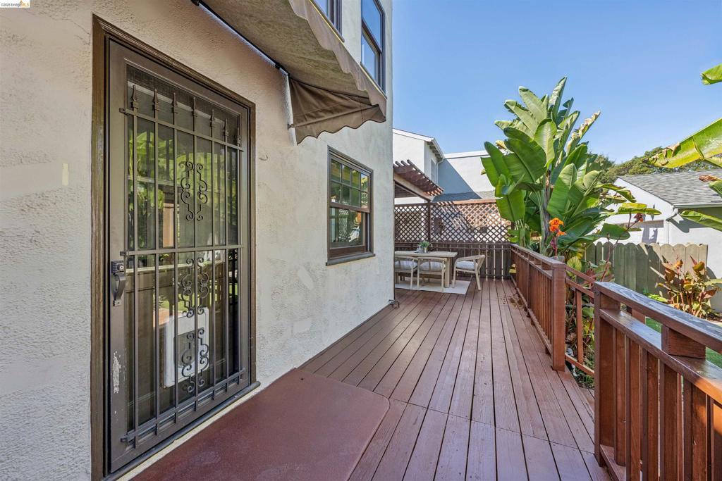 964 Estudillo Ave Property Photo 44