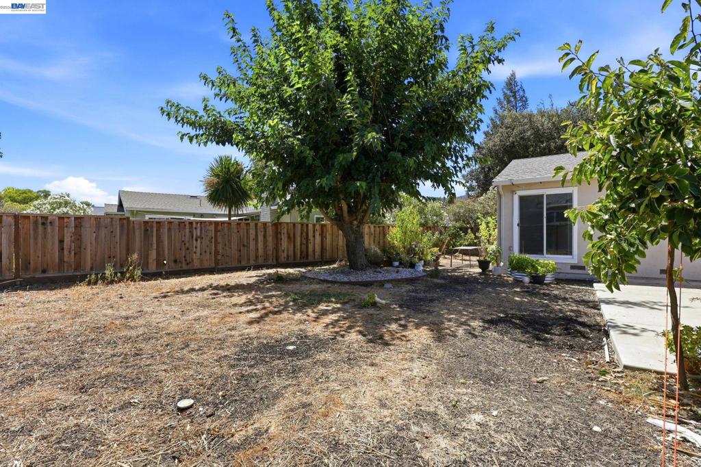 4315 Denker Dr Property Photo 43