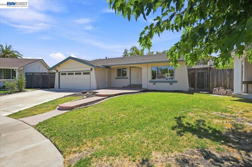 6360 Shorewood Ct Property Photo 4