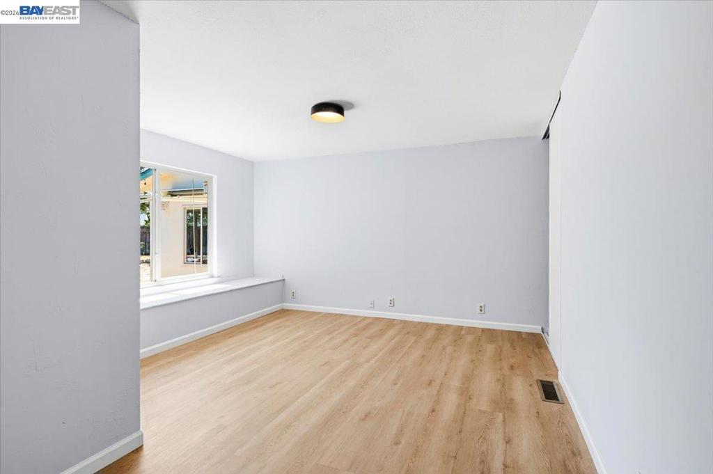 6360 Shorewood Ct Property Photo 41