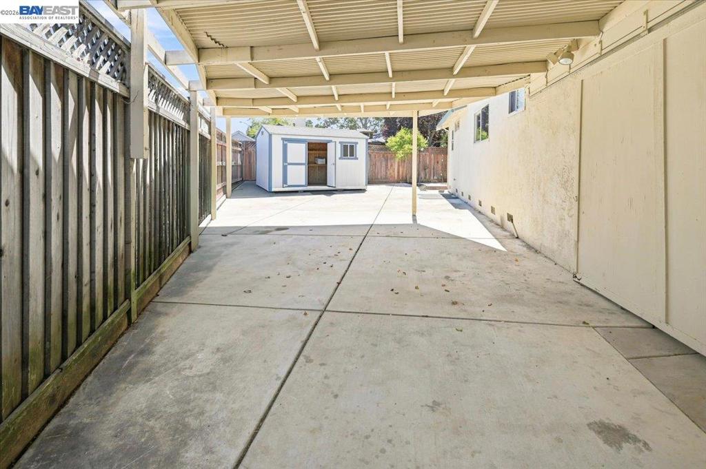 6360 Shorewood Ct Property Photo 58