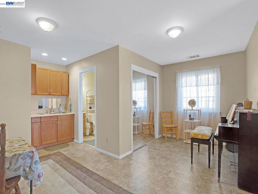 41146139 Property Photo 6