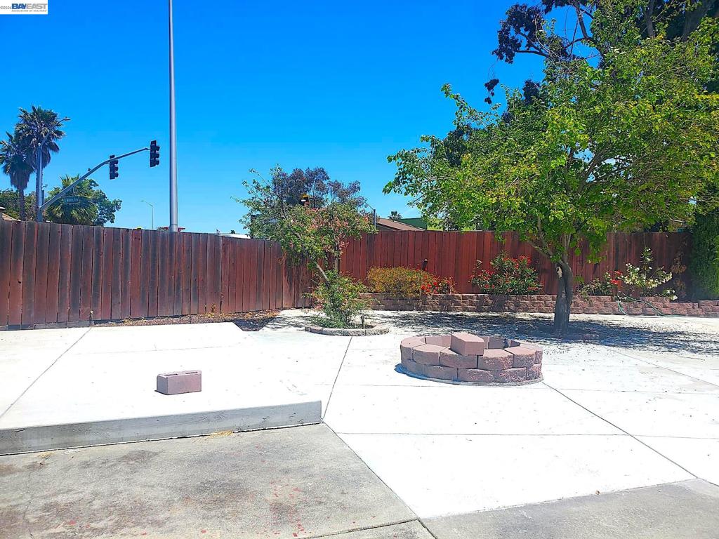 41146139 Property Photo 11