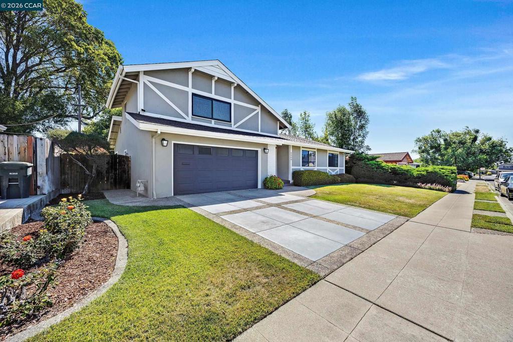 8569 Wicklow Ln Property Photo 3
