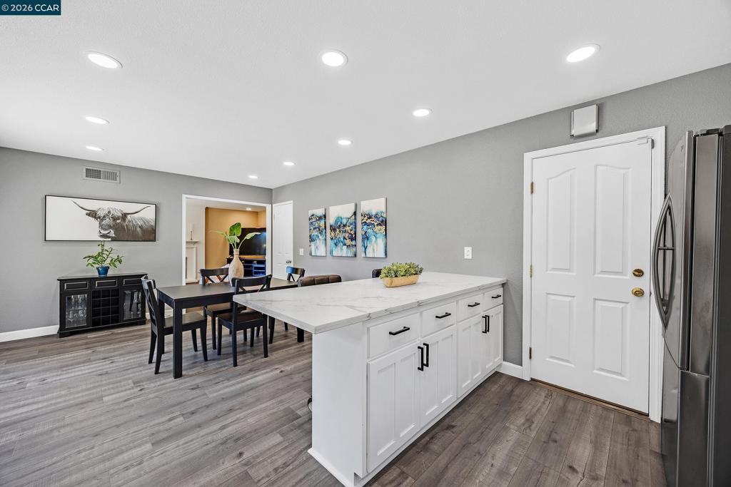 8569 Wicklow Ln Property Photo 17