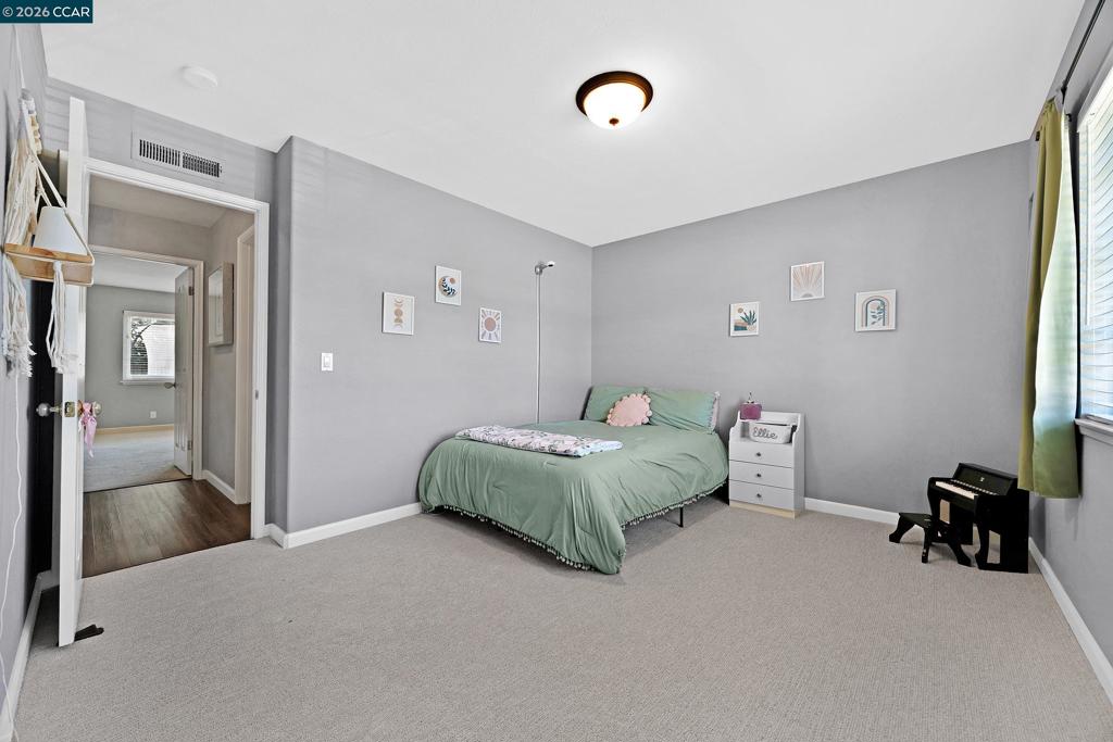 8569 Wicklow Ln Property Photo 21