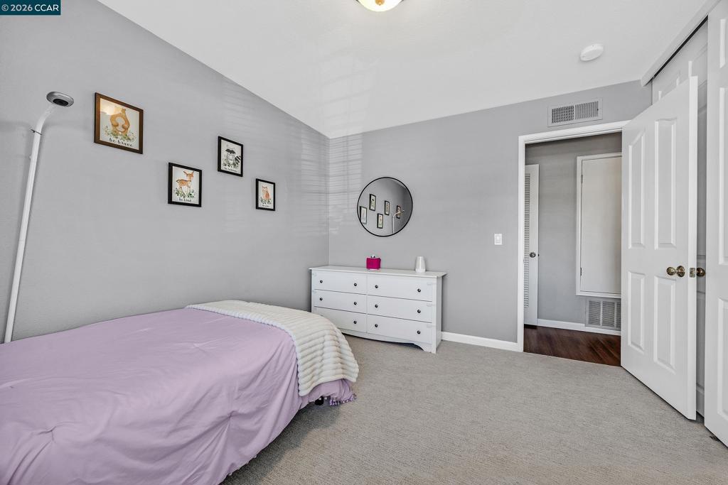 8569 Wicklow Ln Property Photo 25