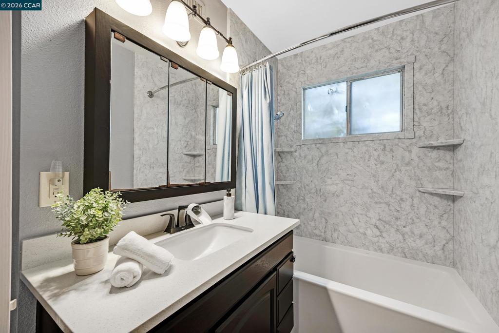 8569 Wicklow Ln Property Photo 26