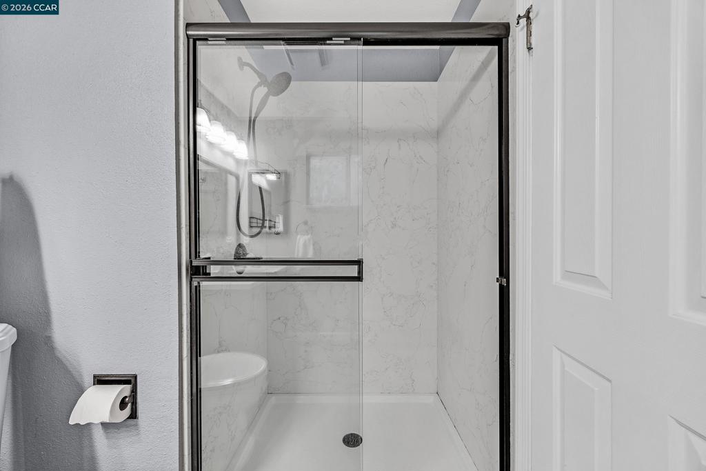 8569 Wicklow Ln Property Photo 34