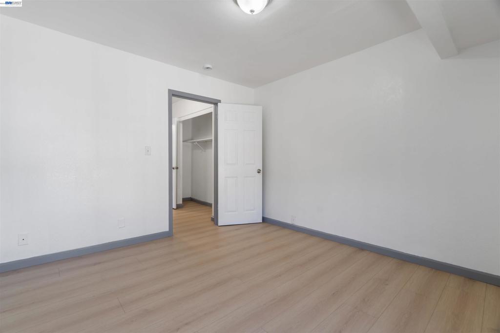1006 72nd Ave Property Photo 15