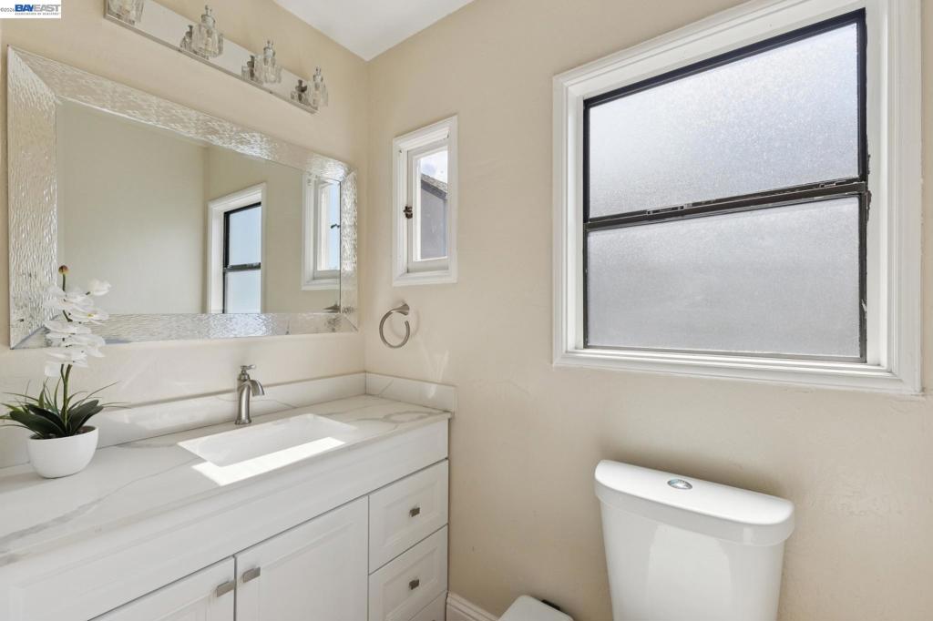 8233 Golf Links Rd Property Photo 29