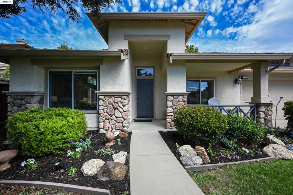 1395 Meadow Ct